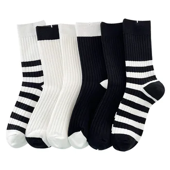 Nové klasické černé a bílý pruh jednobarevné unisex mid-podkolenky Univerzální podzim/zima holky jednobarevné bavlněné ponožky